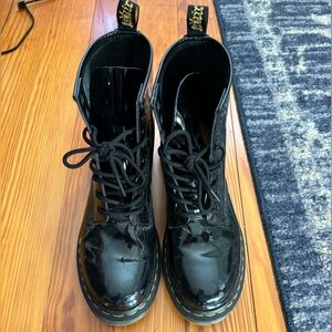 DR. Marten Classic boots